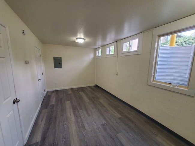 Building Photo - bedroom in Billings MT 59102
