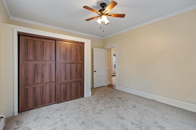 Building Photo - 99 William St