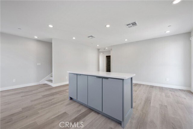 Building Photo - 2727 S La Brea Ave