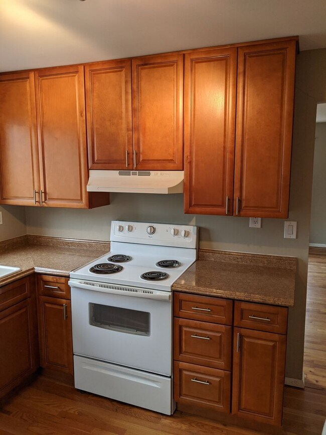 Building Photo - Osceola Duplex