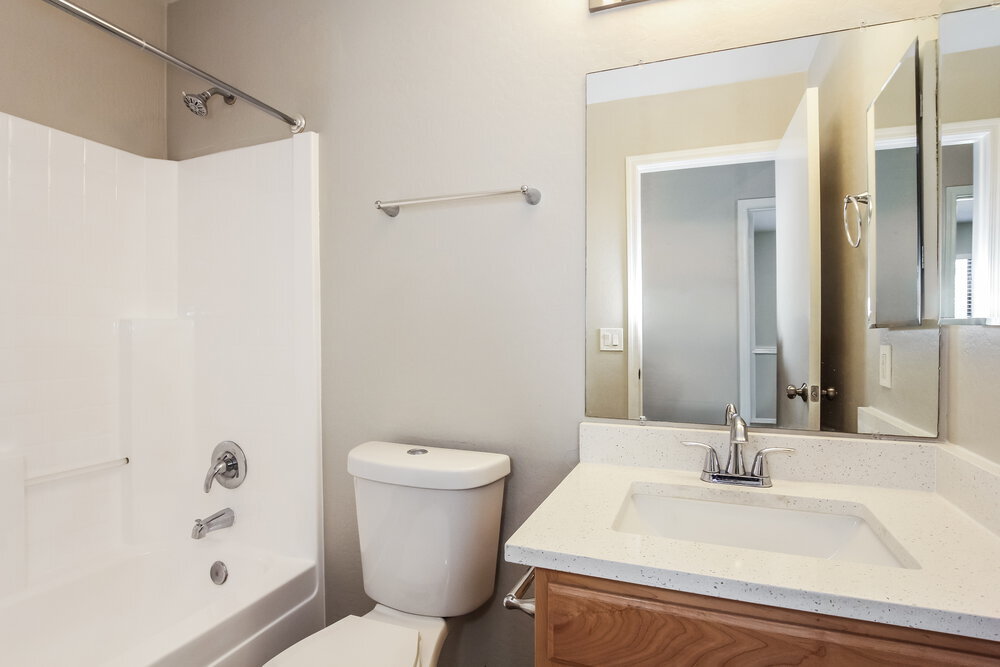 Building Photo - 12417 W Mandalay Ln