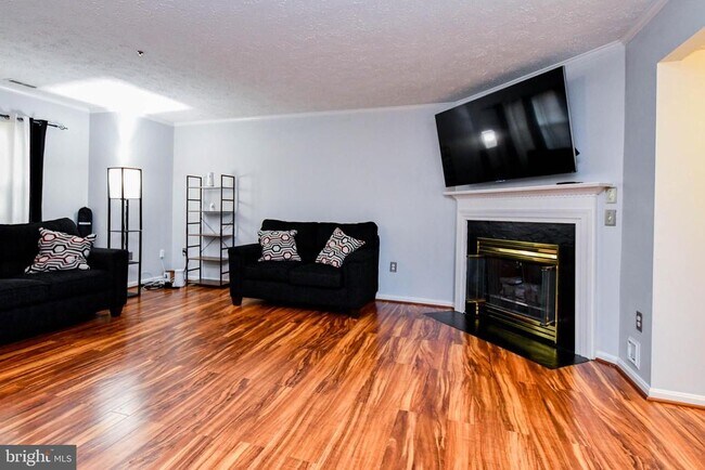 Building Photo - 5318 Halibut Pl