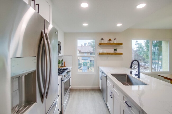 Building Photo - 1059 Arbor Ln