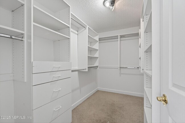 Building Photo - 10008 Sifton Ct