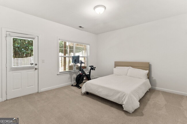 Building Photo - 2086 Cobblestone Cir NE