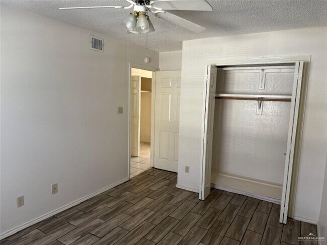 Building Photo - 15 N 24th St