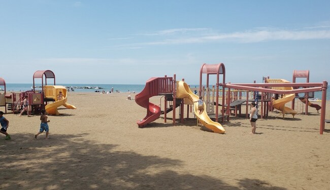 Lakeview Beach Playground - 1041 W 10th St