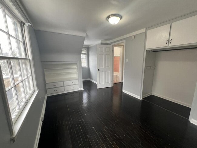 Building Photo - 1308 Ida Ave