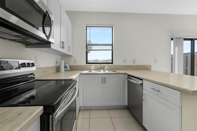 Building Photo - 10158 SW 228th Terrace