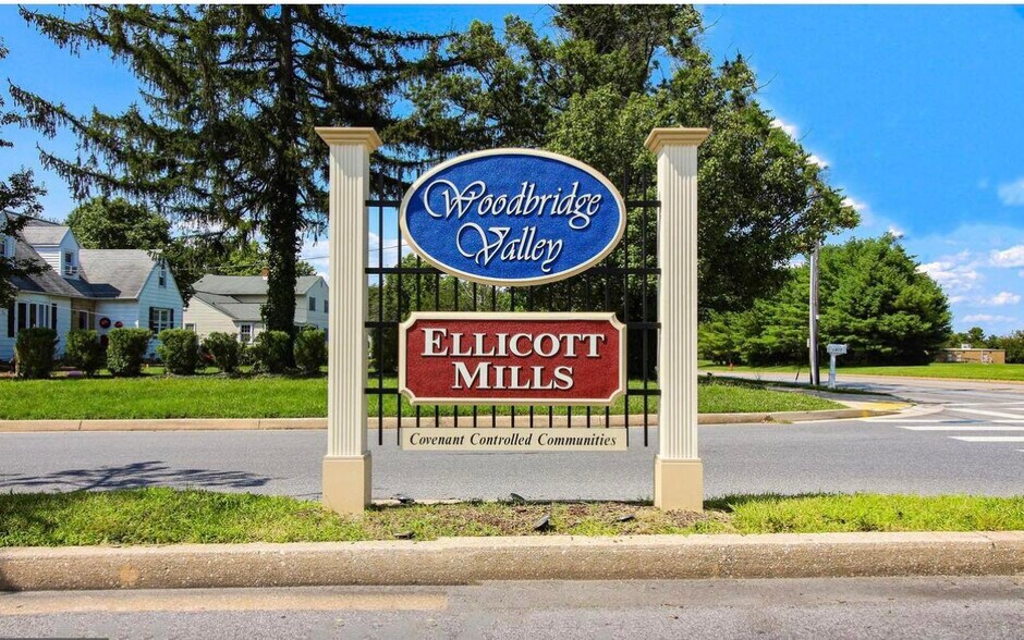 Building Photo - 1405 Pleasant Valley Dr