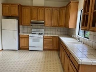 Building Photo - 49 Tingley St