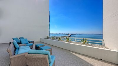 Building Photo - 888 Boulevard of the Arts