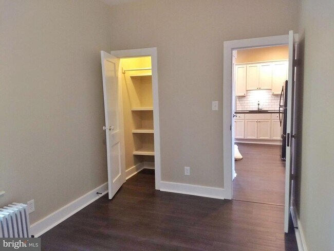 Building Photo - 115 N Main St