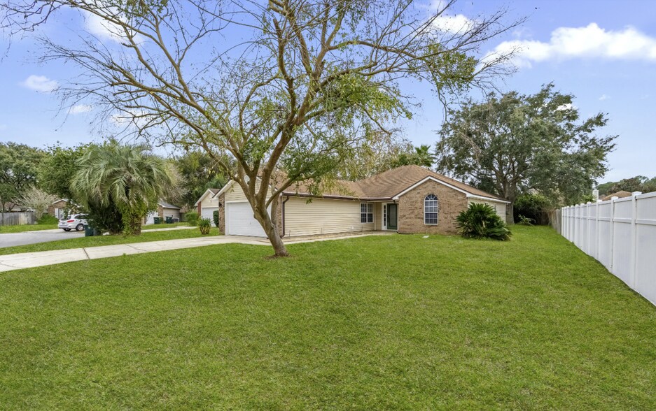 Building Photo - 11356 Sutton Lakes Ct