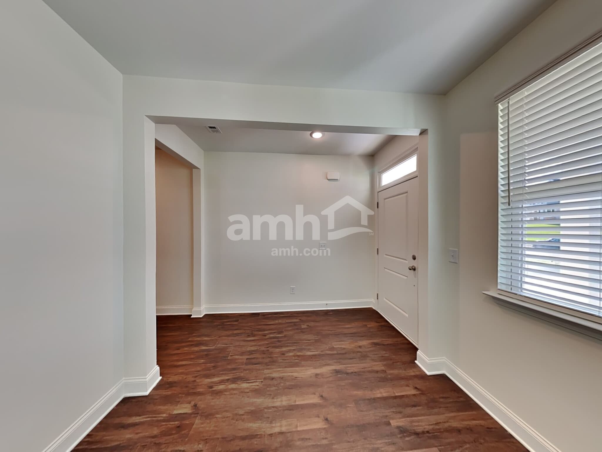 Building Photo - 3820 Chivalry Dr