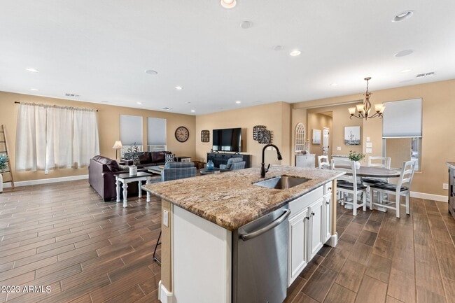 Building Photo - 4456 Covered Wagon Trl