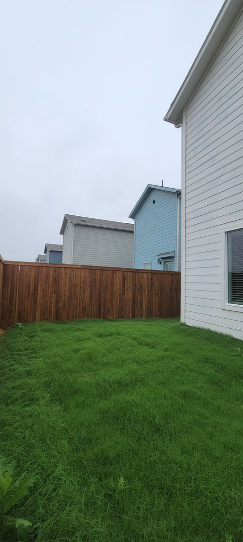 Building Photo - NEWLY BUILT 3 bedroom 2.5 Bath for Rent