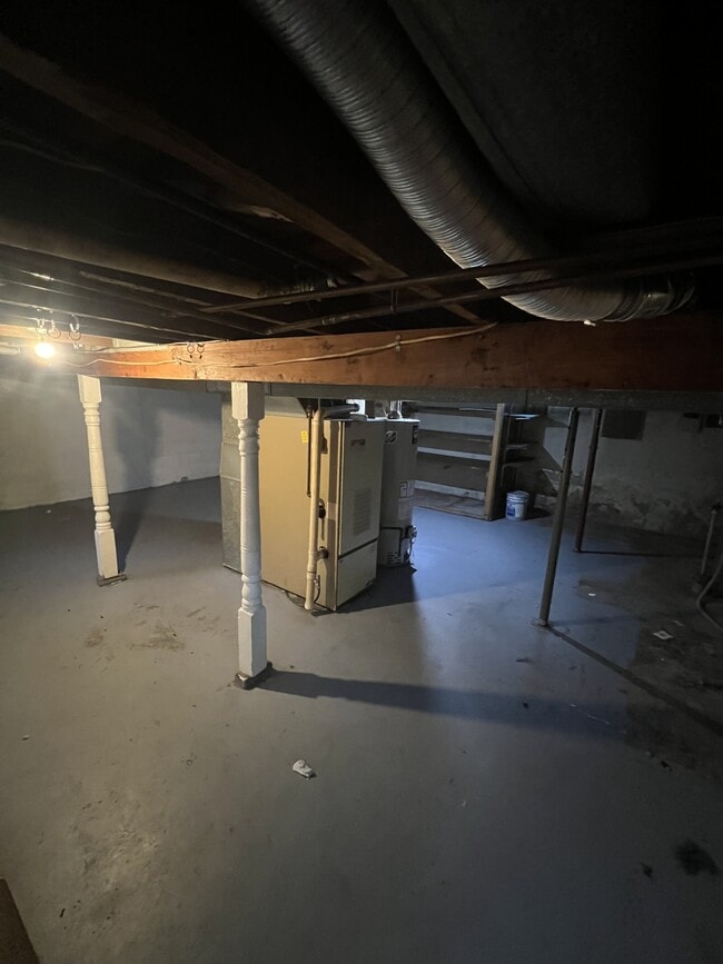 Building Photo - 1606 Mill St