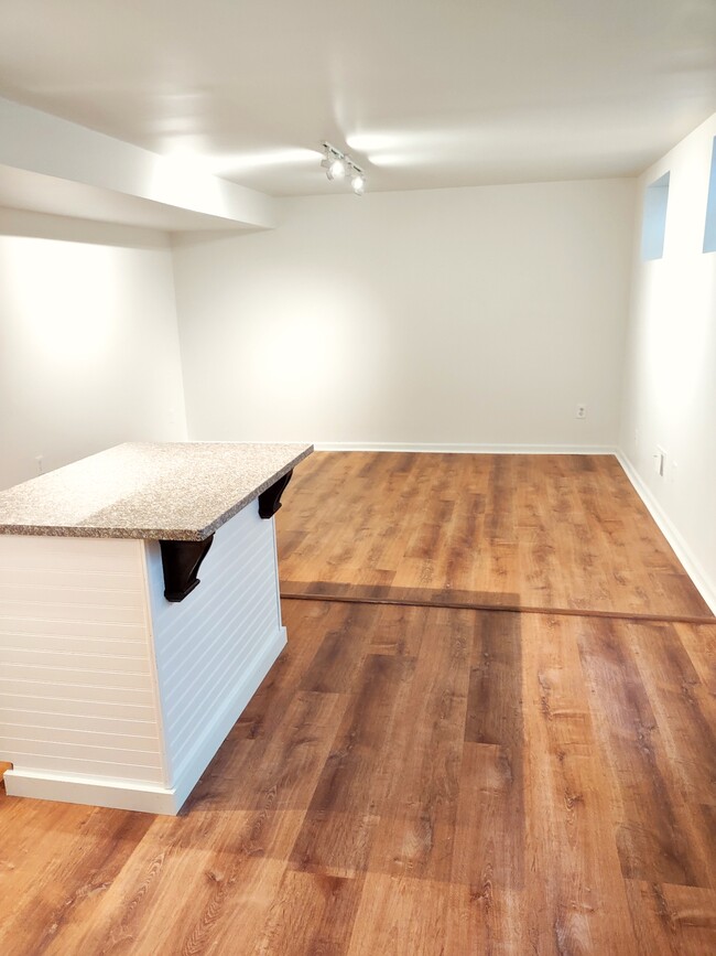 15 x 12 Living Room - 151 Wild Ave