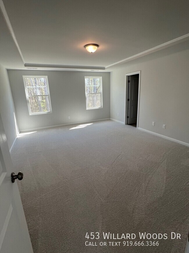 Building Photo - 453 Willard Wds Dr