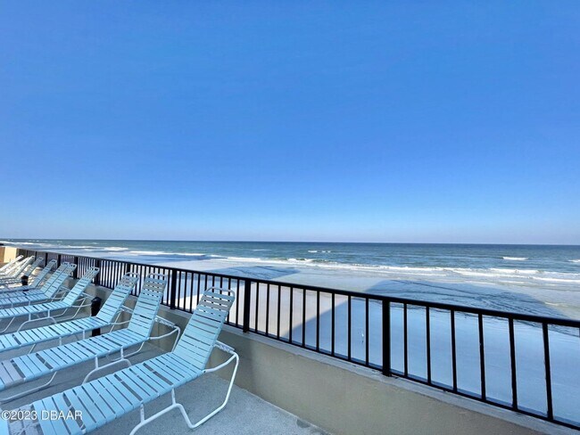 Building Photo - Furnished Oceanview 2 Bed, 2 Bath Condo – ...