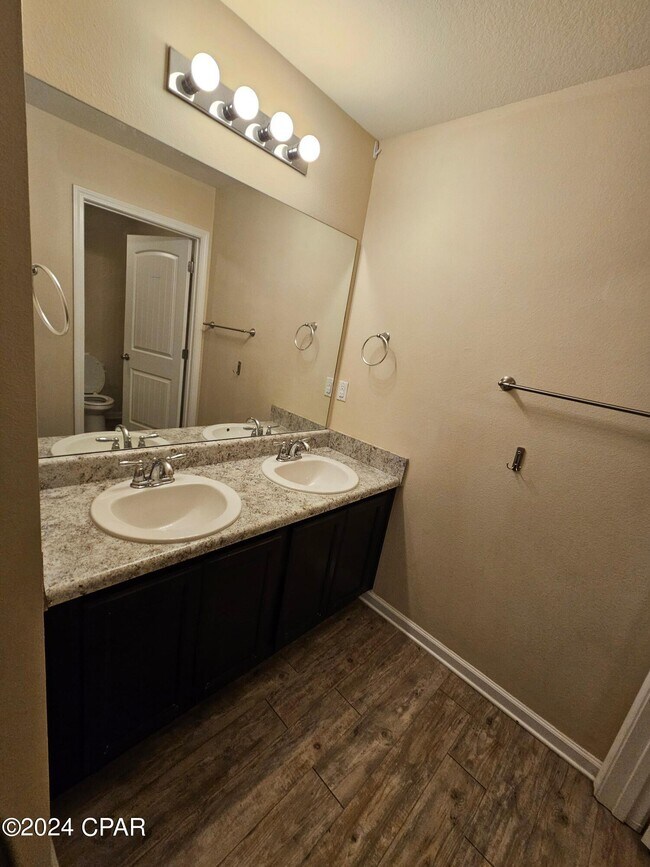 Building Photo - 4707 Windsor Park Ln