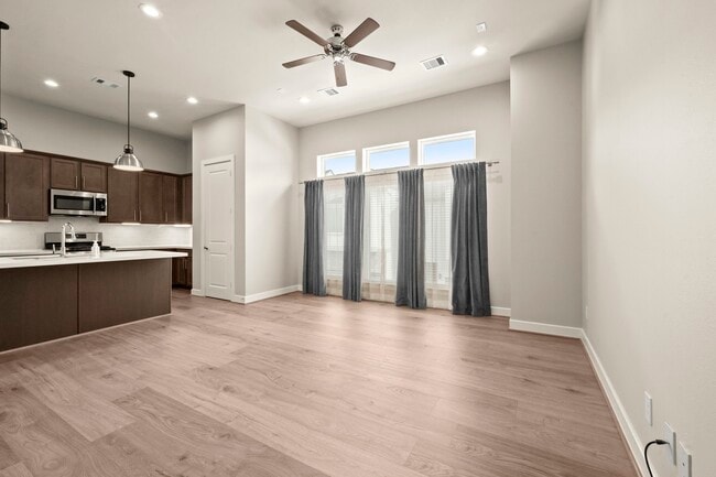 Building Photo - 138 Knightsbridge Park Ln
