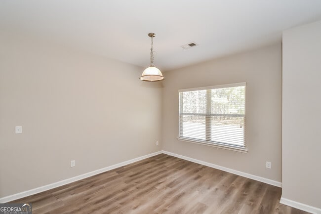 Building Photo - 7549 Absinth Dr