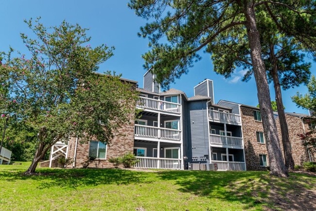 Building Photo - Gable Hill Apartment Homes
