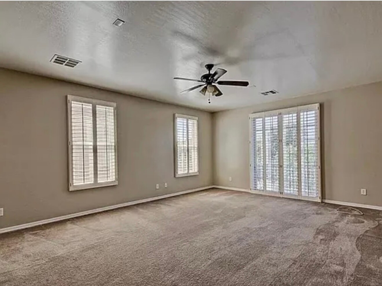 Primary Suite - Bedroom - 6709 S 40th Ave