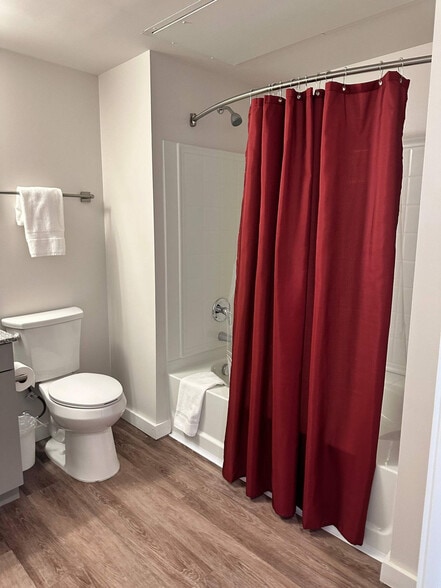 Building Photo - 1001 Marshall Ave