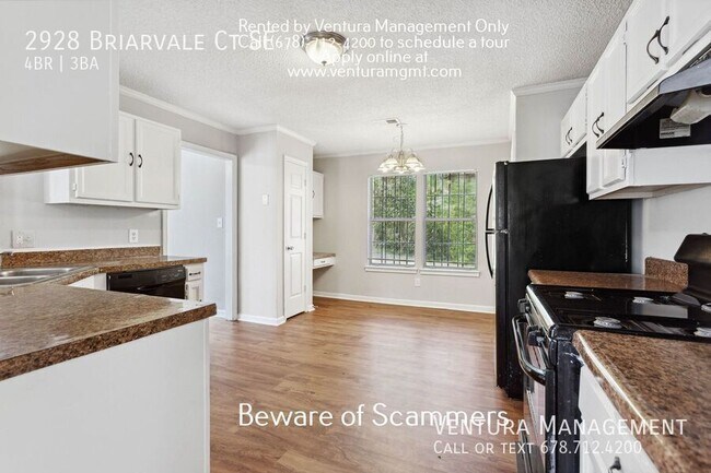 Building Photo - 2928 Briarvale Ct SE