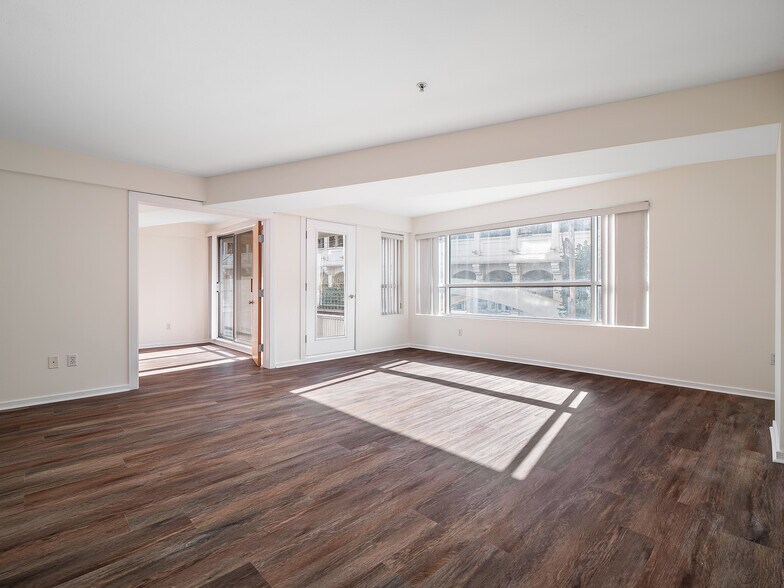 Living Room - 2222 Detroit Ave