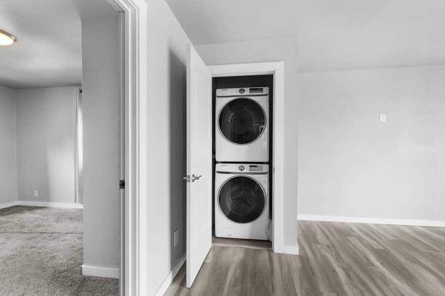 Building Photo - 3265 US Highway 2 W