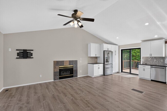 Building Photo - 16045 SW Baler Way