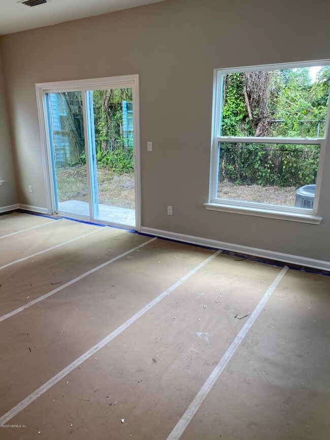 Building Photo - 2312 Wooddale St