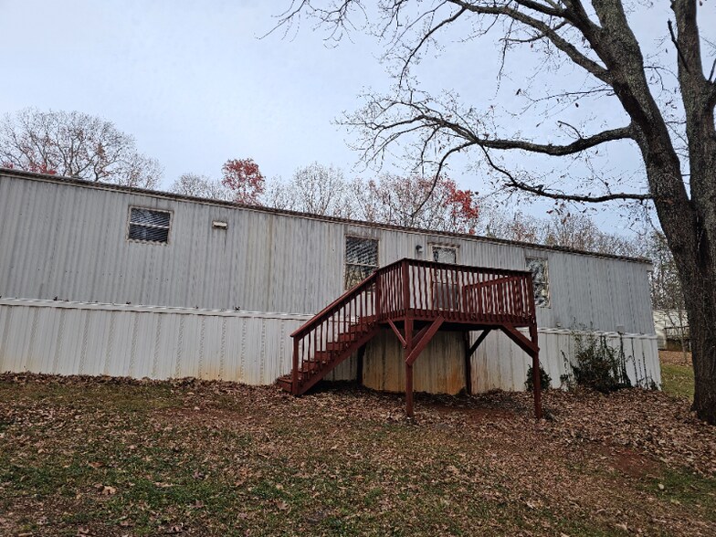 Building Photo - 1057 Hibiscus Rd