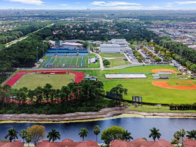 Building Photo - 4851 Bonsai Cir