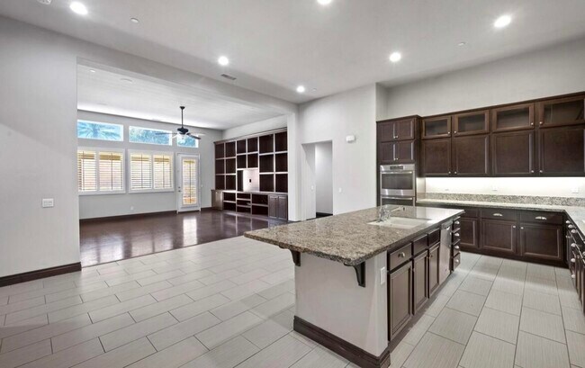 Building Photo - 41190 Corte Alto Collina