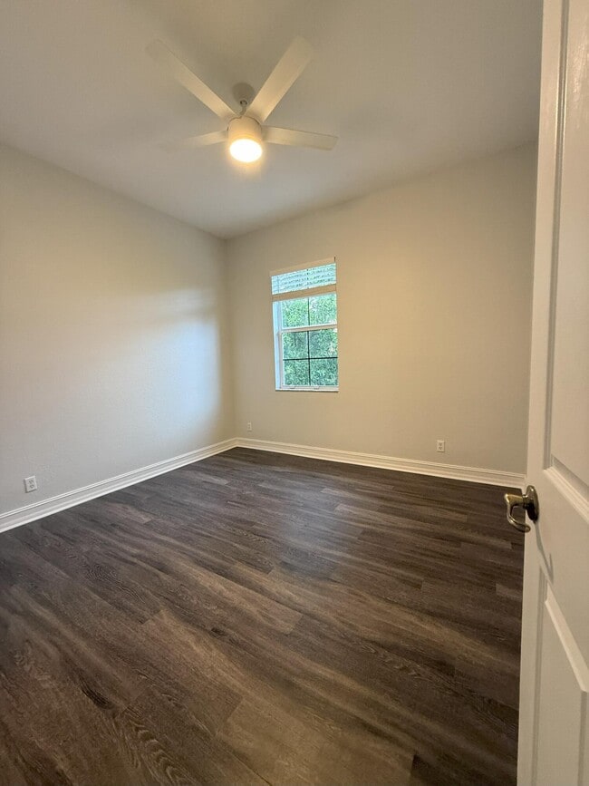 Building Photo - 1109 Florida Ave