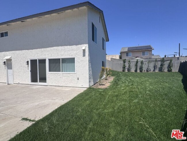 Building Photo - 2863 Carmar Way