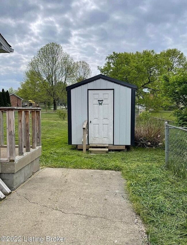 Building Photo - Charming Brick Ranch *OPEN HOUSE 10/05/23*