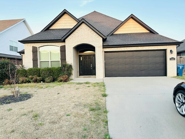 Building Photo - 4403 SW Eggersway Pl