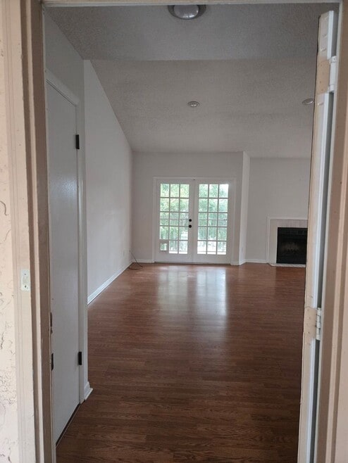 Building Photo - 670 Sandy Neck Ln