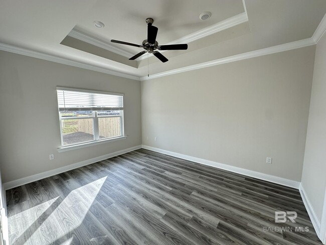 Building Photo - 146 Millet Ave