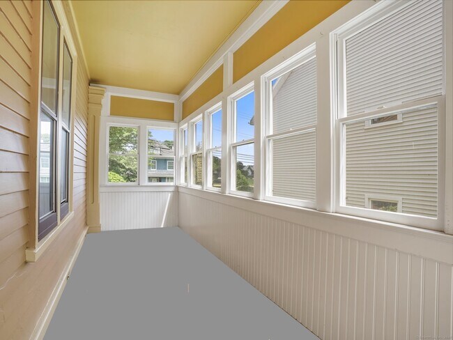 Building Photo - 87 Ellsworth St