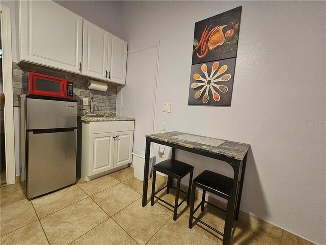 Building Photo - 5214 Aventura Blvd