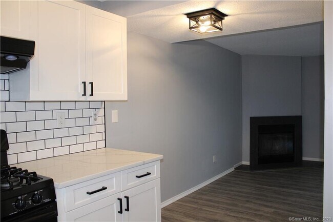 Building Photo - 36 Tinsmith Crossing