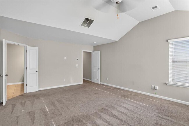 Building Photo - 1553 Spring Hollow Way