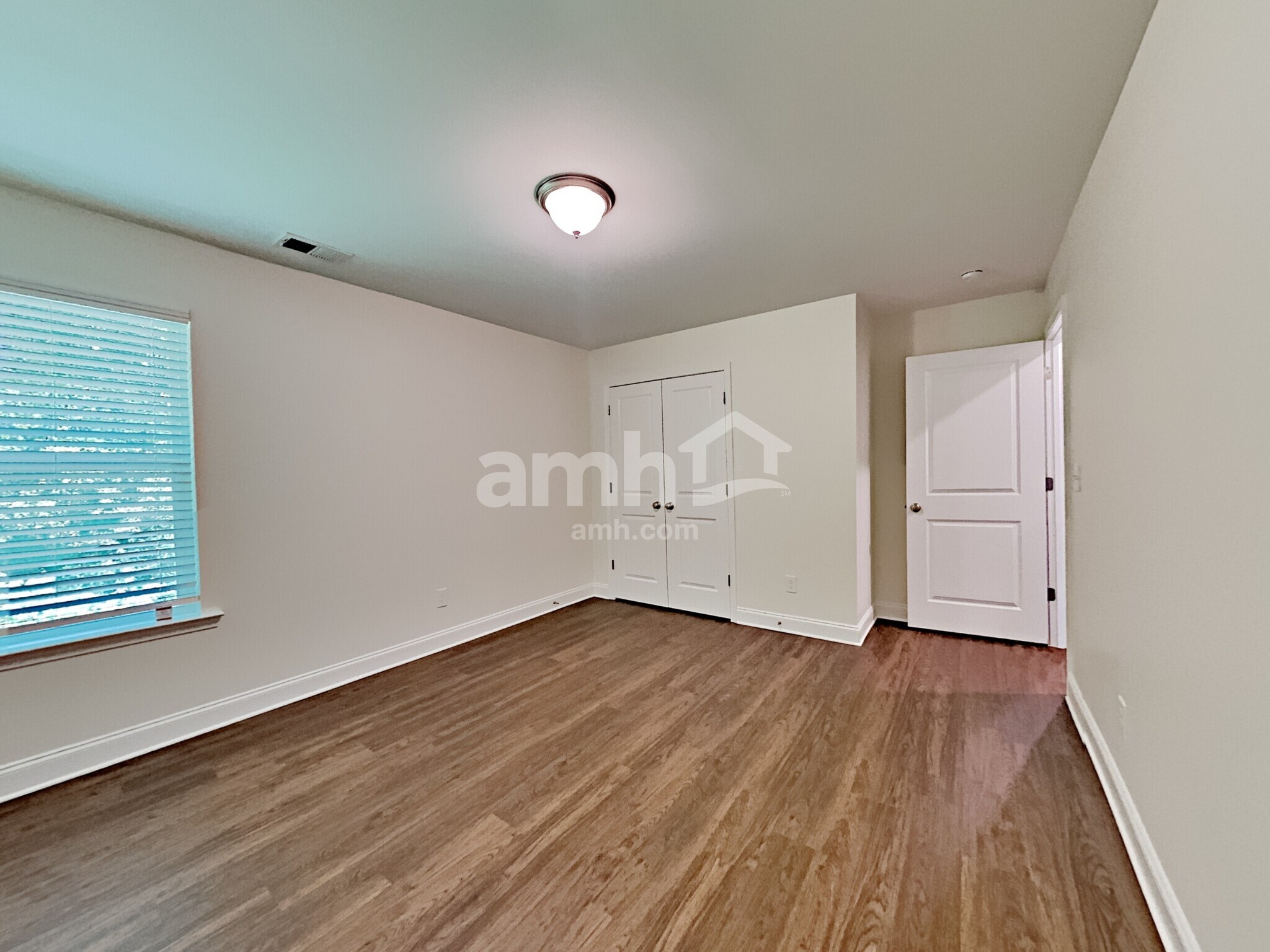 Building Photo - 3358 Okelly Dr